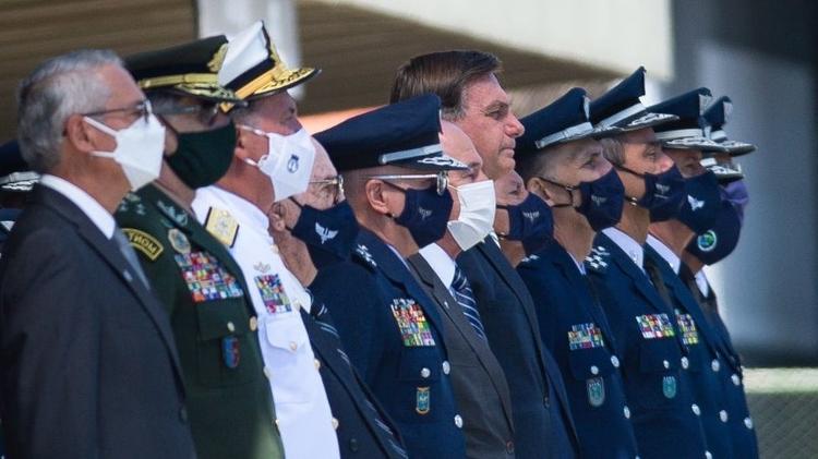 President Jair Bolsonaro and the Brazilian army - Getty Images - Getty Images