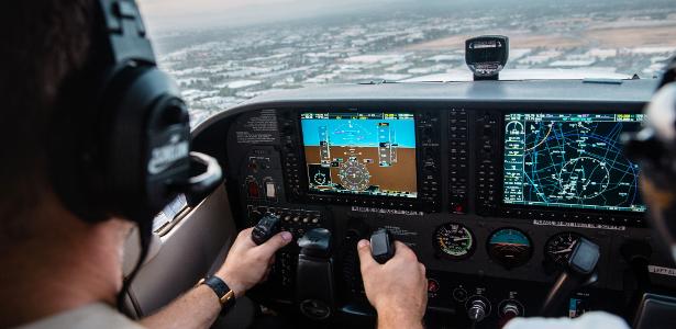 Caranguejar: a manobra que faz os aviões pousarem 'de ladinho'; veja