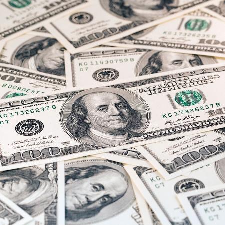 Dólar comercial está sendo negociado por R$ 5,63 - Getty Images/iStockphoto