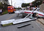 Avião monomotor cai na rua e dois ficam feridos em Santa Catarina; veja - Corpo de Bombeiros Militar de Santa Catarina