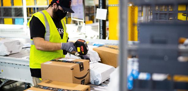 Amazon amplia centros de estoque para entregas
