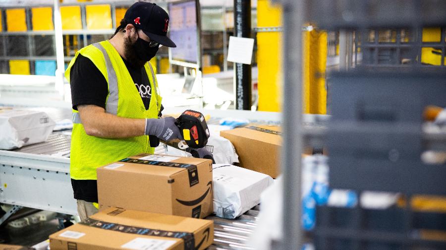 Empacotamento de entrega de pacote da Amazon - Divulgação