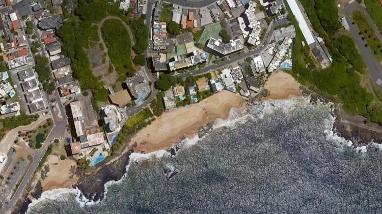Praia do Buracão, em Salvador, vista do alto; imagem foi anexada à recomendação do MP-BA