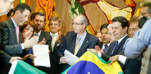 Em outubro, Cunha (centro) recebeu novo pedido de impeachment feito por juristas - Pedro Ladeira/Folhapress