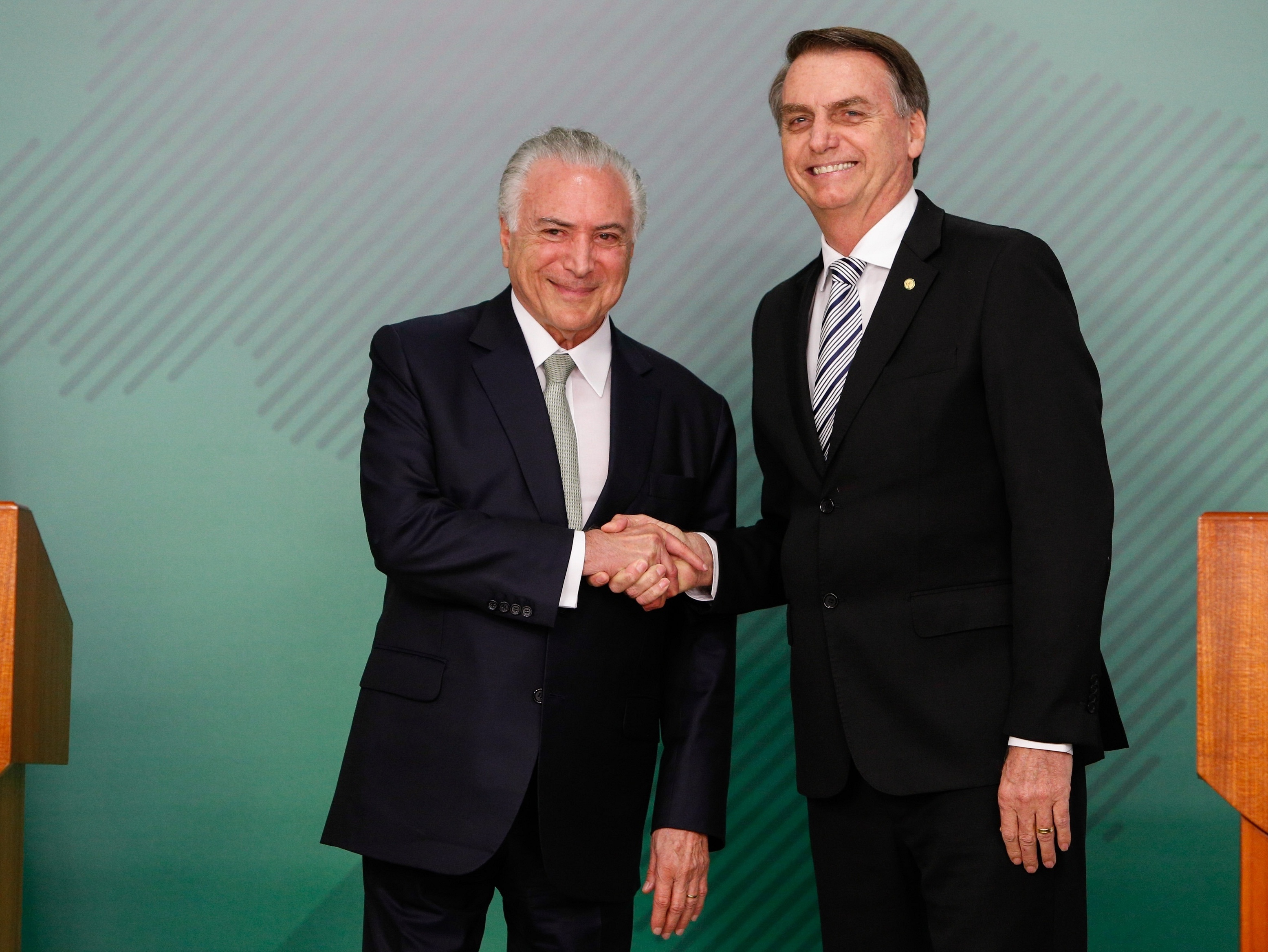 Temer ainda finaliza termos para anunciar apoio a Bolsonaro na sexta-feira