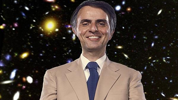 Tilt - Em 1980, astrônomo Carl Sagan ficou famoso mundialmente - Getty Images - Getty Images