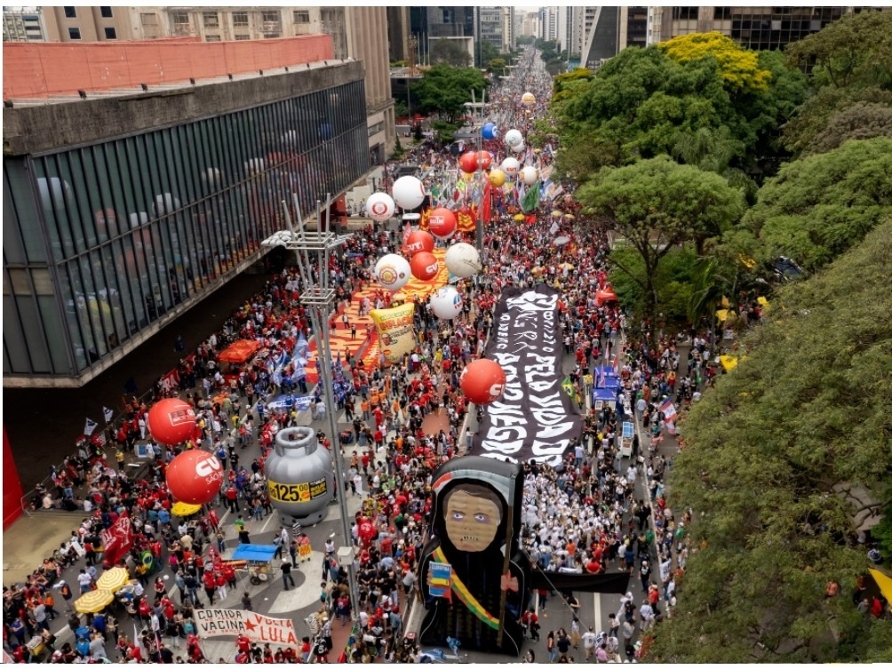 Defensores da 3ª via ainda não descobriram o caminho da lógica