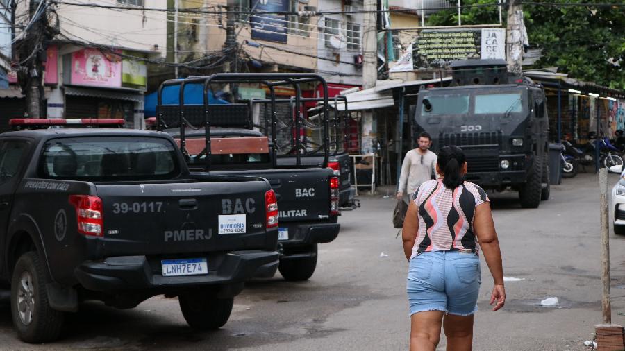 19.jan.2022 - Polícias Civil e Militar ocupam favela do Jacarezinho para implantar o projeto Cidade Integrada - JOSE LUCENA/THENEWS2/ESTADÃO CONTEÚDO