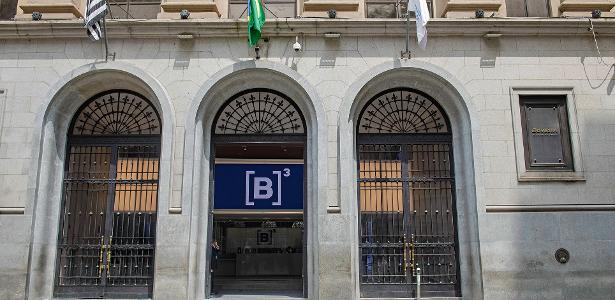 EUA e China retomam contato para negociar tarifas; veja mais destaques