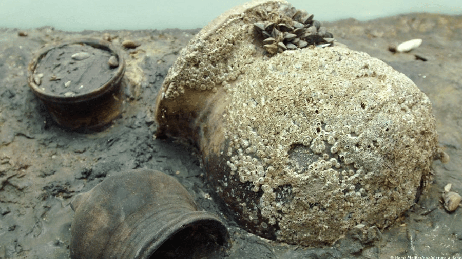 Achados de cerâmica do assentamento submerso de Rungholt