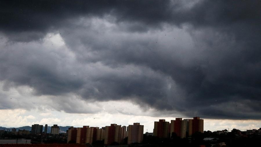 Tempo fechado em São Paulo neste domingo (26) - Aloisio Mauricio/Fotoarena/Folhapress