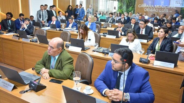 Vereadores durante votação desta quarta-feira