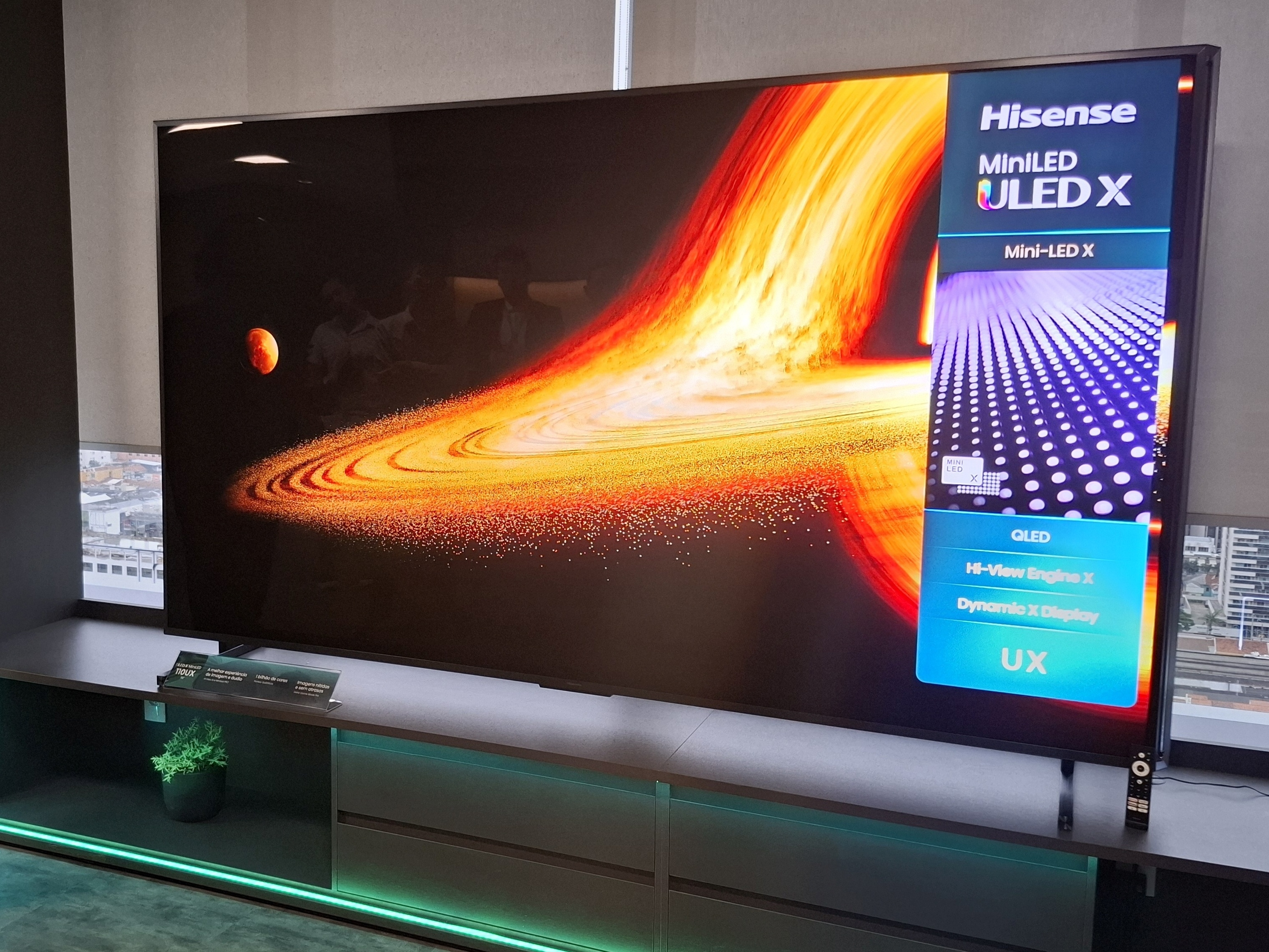 Hisense aposta em TV com tela cara a partir de R$ 2.199