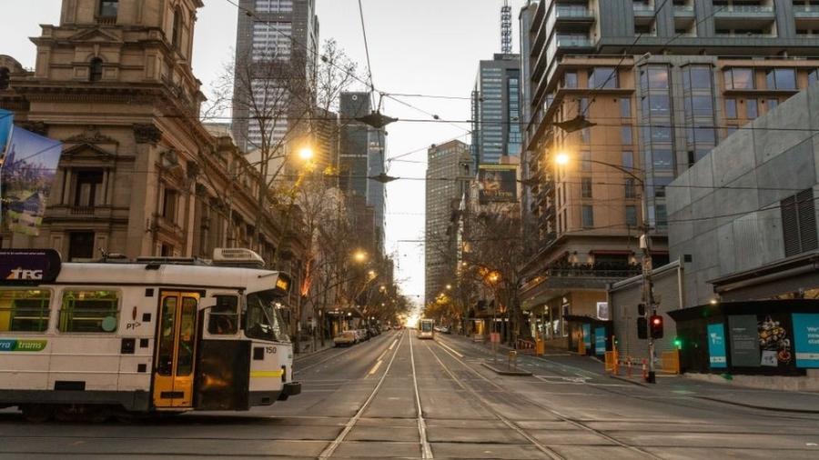 Os moradores de Melbourne passaram por um dos maiores confinamentos do mundo - Getty Images