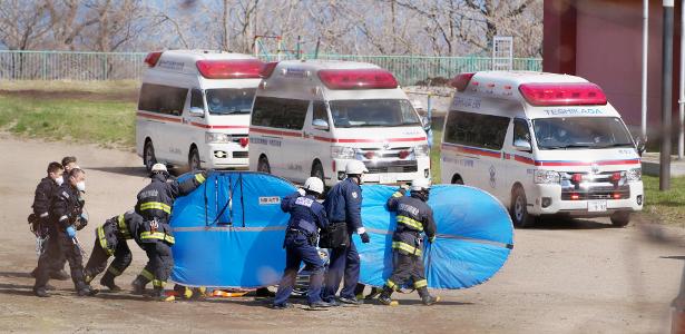 Número de mortos após naufrágio de barco turístico no Japão sobe para 11 - UOL Confere