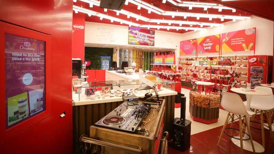 Loja da KitKat no Brasil, com sabores exclusivos e cafeteria da Nespresso