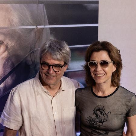 Fernanda Torres com o marido Andrucha Waddington, na pré-estreia do filme 'Vitória' Fernanda Torres com o marido Andrucha Waddington, na pré-estreia do filme 'Vitória'