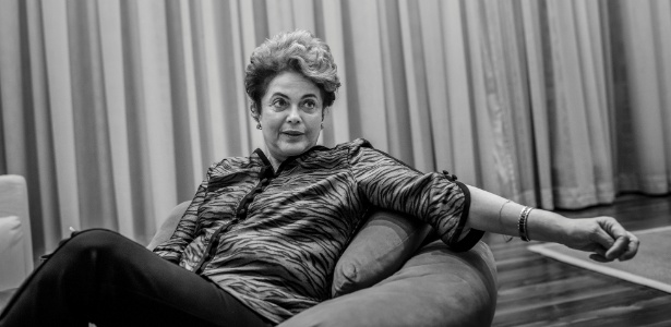 7.jun.2016 - Dilma é concede entrevista para o jornal americano "The New York Times" no Palácio da Alvorada, em Brasília - Tomas Munita - 1.jun.2016/The New York Times