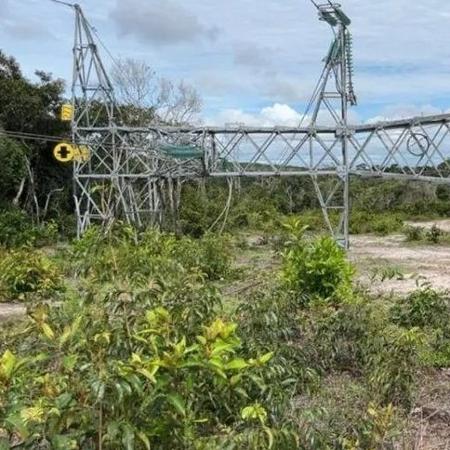 Torre da linha de transmissão Samuel - Ariquemes, da Eletronorte, derrubada em Cujubim (RO) na noite de 8 de janeiro  - Aneel/Divulgação