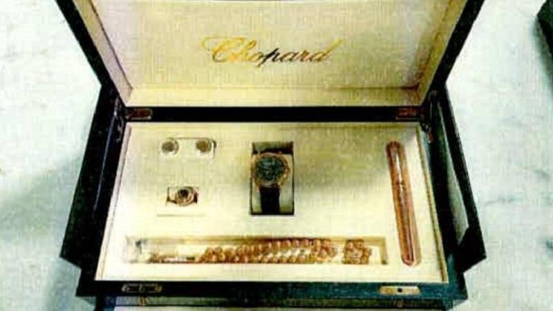 Bolsonaro confessou peculato com joias; pena vai at&eacute; 12 anos