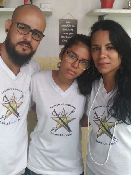 Verônica Zanetta Avelino Passos, 14, estudante da escola Raul Brasil, e seus pais - Arquivo pessoal