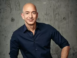 Quer saber o que Jeff Bezos curte ler? Veja a lista dos livros favoritos