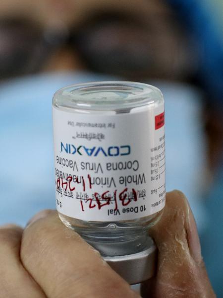 Dose da vacina Covaxin, cuja venda ao governo federal a Precisa Medicamentos faz a intermediação - Debajyoti Chakraborty/NurPhoto via Getty Images