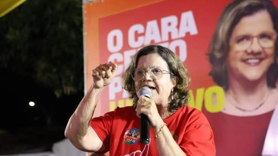 Teresa Leitão fraturou o fêmur esquerdo durante uma caminhada em Paulista (PE) - Reprodução/Facebook