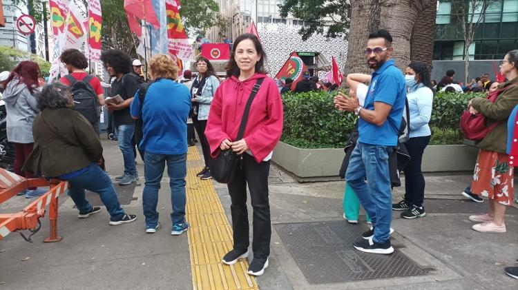 A professora Mariângela Valente, 59, deixou o Brasil após o impeachment de Dilma