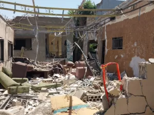 Casa de brasileira no Líbano ficou destruída após bombardeio; veja imagens