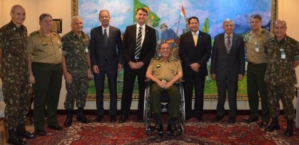 06.nov.2018 - Jair Bolsonaro se encontra com general Villas Bôas, do Exército, em dia de reuniões em Brasília - Reprodução/Twitter/Gen_Villas_Boas