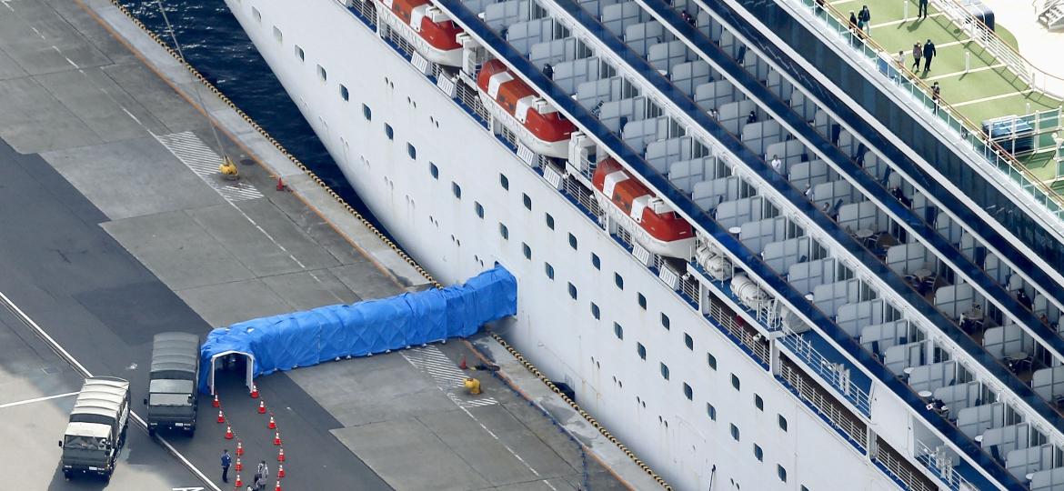 Cruzeiro "Diamond Princess" no porto de Yokohama, no Japão - Reprodução