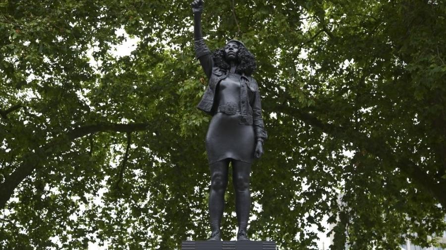 Estátua da manifestante negra Jen Reid será reformada e pode ir para museu - GEOFF CADDICK/AFP