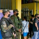 29.nov.2020 - Movimentação no segundo turno da Eleição para Prefeito de Manaus (AM), na Escola Estadual Antônio Lucena Bitencourt, no bairro Morro da Liberdade, zona sul, na manhã deste domingo (29). - SANDRO PEREIRA/FOTOARENA/ESTADÃO CONTEÚDO