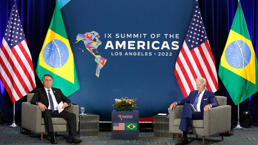 Bolsonaro e Biden em encontro bilateral na Cúpula das Américas, em Los Angeles - Alan Santos/PR