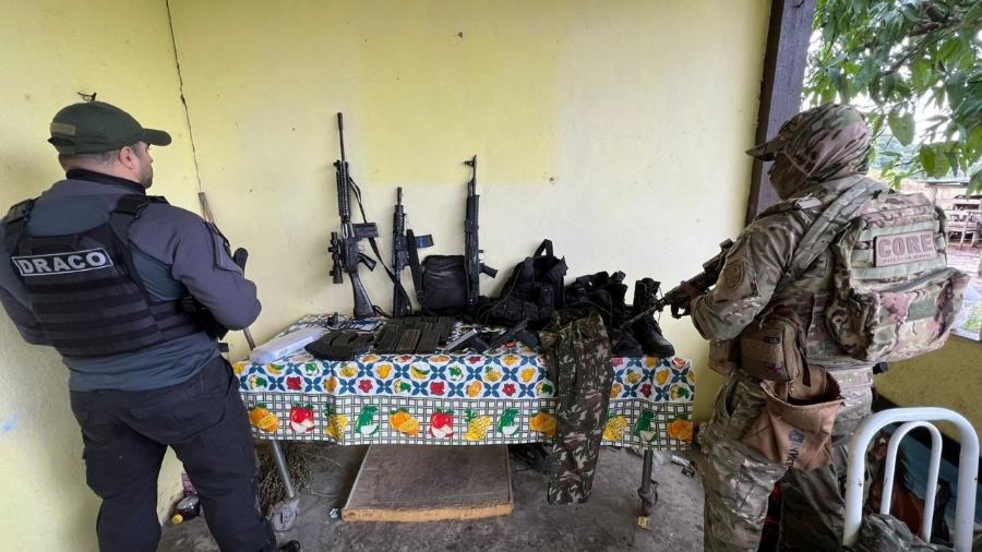 Armas apreendidas em operação no RJ - Divulgação/Polícia Civil-RJ
