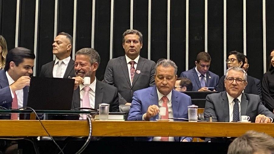 O presidente da Câmara, Arthur Lira (PP-AL), e os ministros Rui Costa (Casa Civil) e Alexandre Padilha (Relações Institucionais)
