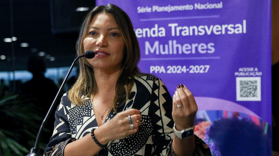 A primeira-dama Janja da Silva durante lançamento do Relatório da Agenda Transversal Mulheres PPA 2024-2027