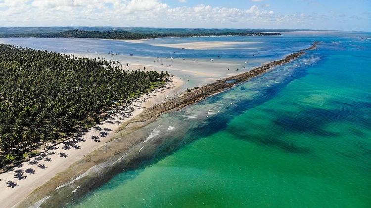 Foto área dos recifes na APA Costa dos Corais, em Alagoas 