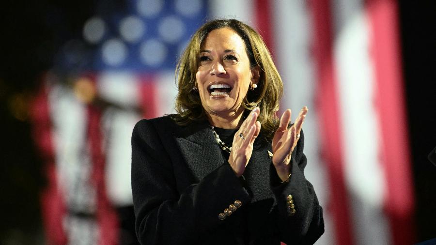 Kamala Harris aguarda o resultado da eleição - ANDREW CABALLERO-REYNOLDS / AFP