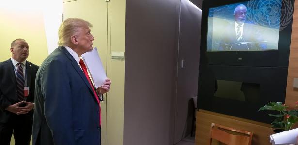 'Mercado vê em aceno de Trump chance de negociar tarifaço', diz economista