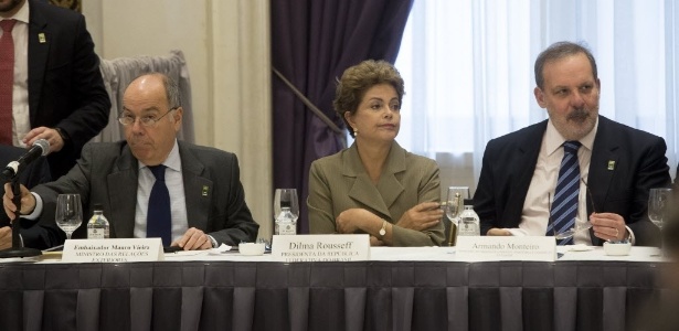Dilma e o ministro Armando Monteiro (à dir.) se reuniram com empresários em NY - Camila Svenson/Folhpress