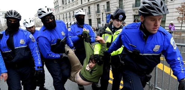 Polícia prende 90 após manifestações anti-Trump em Washington - Lenin Nolly/Notimex/Xinhua