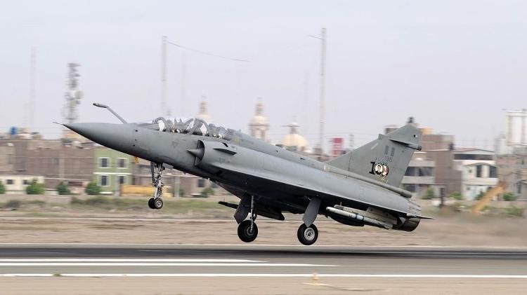 Um caça Mirage 2000