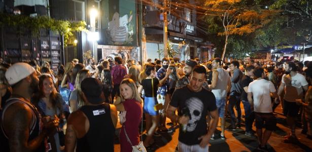 Notícias | Jovens ignoram covid-19 e lotam bares em São Paulo: 'A gente já meteu o louco'