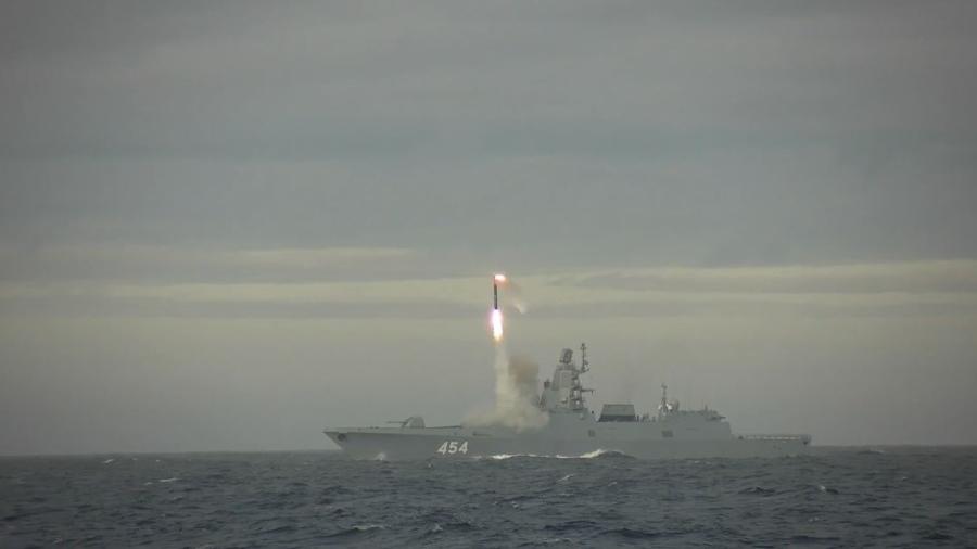 O Ministério da Defesa da Rússia já divulgou imagens de um disparo que fez do míssil hipersônico Zircon no Mar de Barents - Ministério da Defesa da Rússia