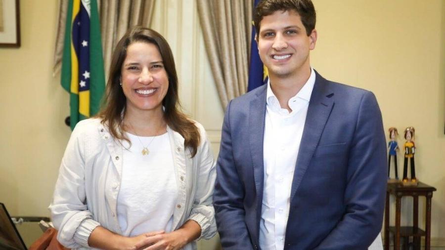17.jan.24 - Raquel Lyra e João Campos durante reunião 17.jan.24 - Raquel Lyra e João Campos durante reunião