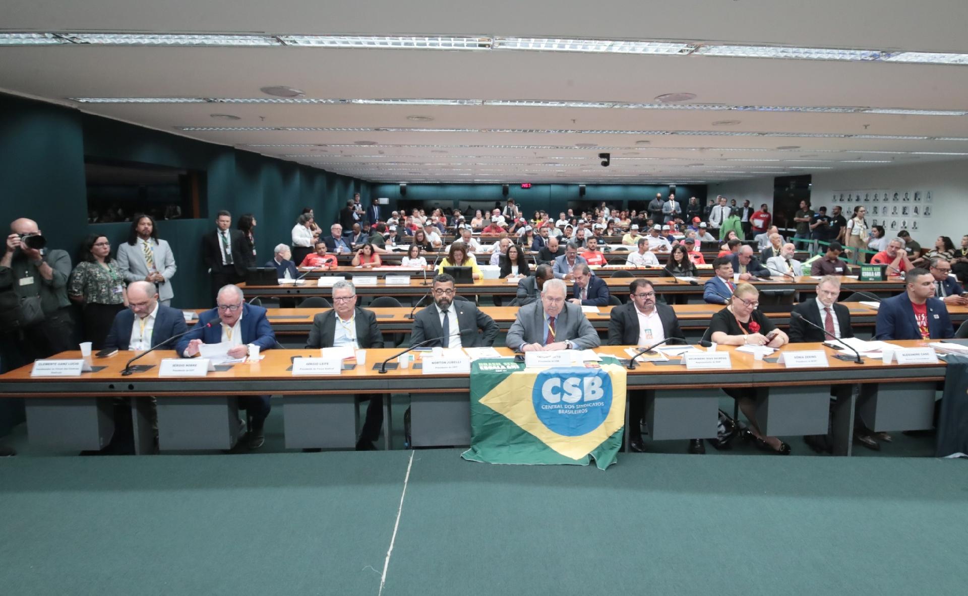 Comissão 6x1 - Sindicalistas - undefined