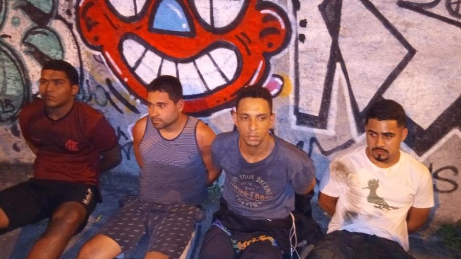 Ladrões de joias são presos no Rio; Sansão é o segundo da direita para a esquerda - Divulgação/Polícia do Rio