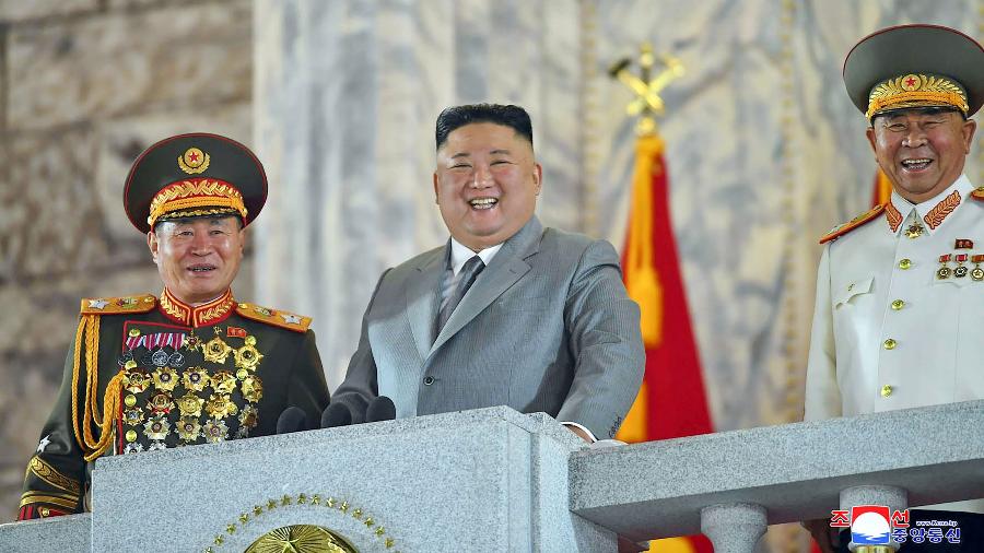Ditador da Coreia do Norte, Kim Jong-un celebra o 75º aniversário do Partido dos Trabalhadores - KCNA via KNS/AFP